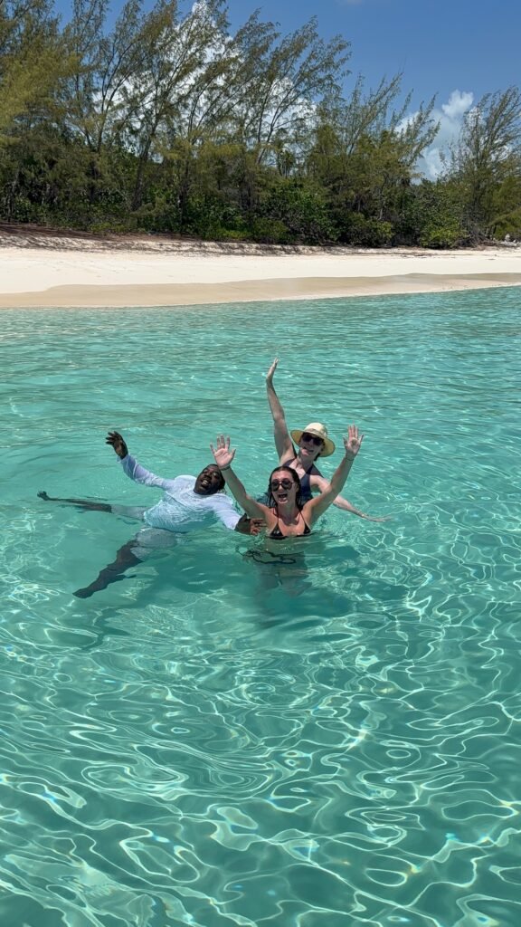 Three Generations, Four Nights at Atlantis and One Hungry Pig. img 1810