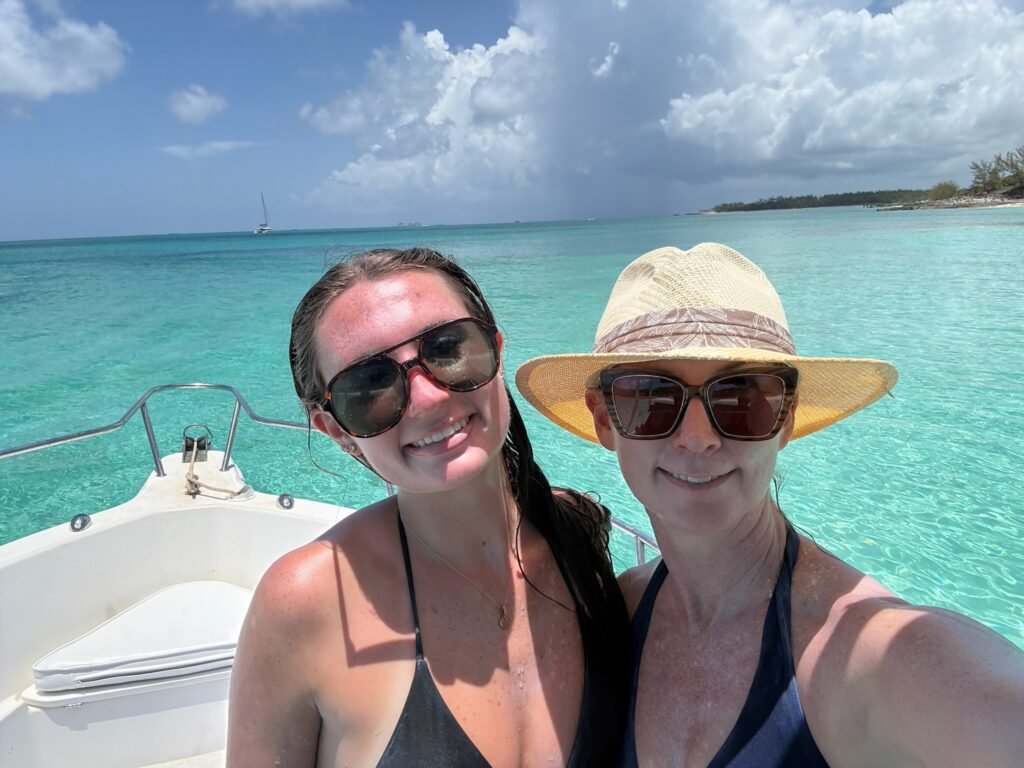 Three Generations, Four Nights at Atlantis and One Hungry Pig. Bahamas Blue Waters